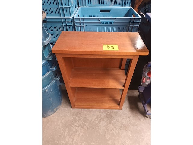 Lot 53 - hoekkastje - afbeelding 1 van  4