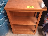 Lot 53 - hoekkastje - afbeelding 1 van  4