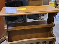 Lot 53 - houten lectuurbak met ingebouwd tafeltje