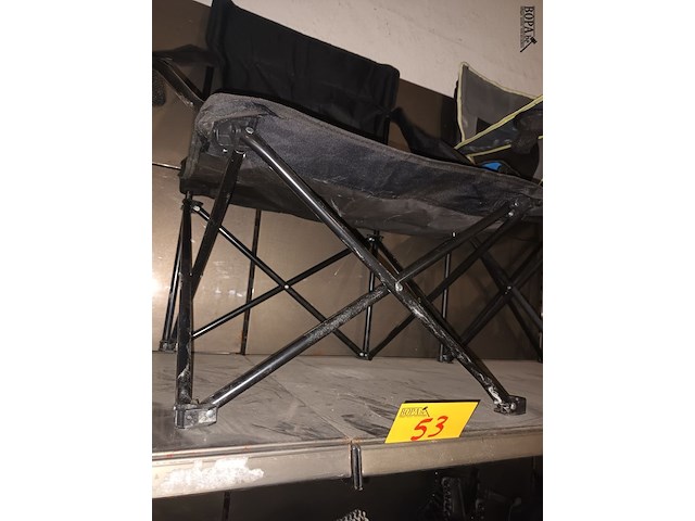 Lot 53 - kampeerstoel - afbeelding 1 van  3