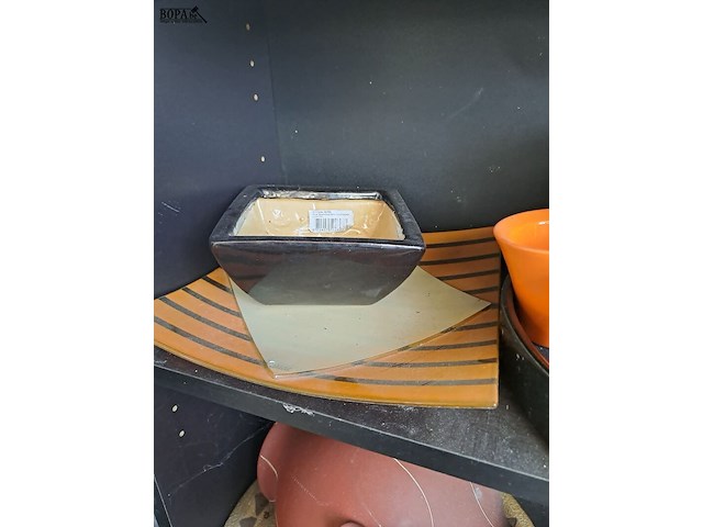 Lot 53 - lot decoratief allerlei- zwart oranje kleuren - afbeelding 3 van  6