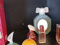 Lot 53 - parfum flesjes. 7 stuks - afbeelding 3 van  4