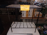 Lot 53 - retro tijdschriftenrek - afbeelding 1 van  3