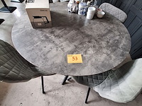 Lot 53 - ronde tafel met 4 stoelen - afbeelding 1 van  5