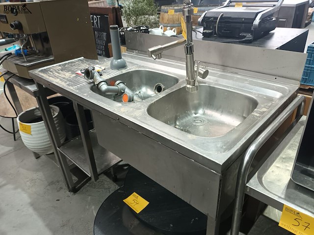 Lot 53 - rvs spoeltafel - afbeelding 1 van  5