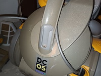 Lot 53 - stofzuiger dyson - afbeelding 3 van  3