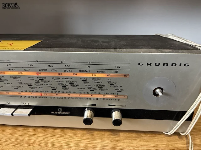Lot 53 - vintage radio grundig - afbeelding 2 van  4