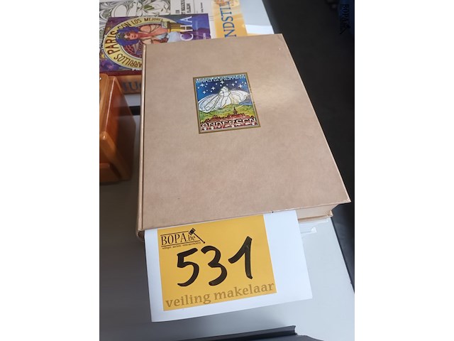 Lot 531 - sprookjesboeken. 3 stuks - afbeelding 1 van  3