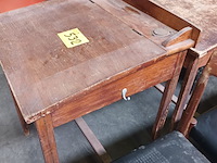 Lot 532 - schoolbankje torck. 2 stuks - afbeelding 2 van  6