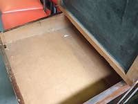 Lot 532 - schoolbankje torck. 2 stuks - afbeelding 4 van  6