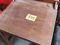 Lot 532 - schoolbankje torck. 2 stuks - afbeelding 6 van  6