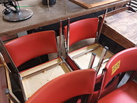Lot 533 - keukenstoelen oranje. 6 stuks - afbeelding 3 van  4