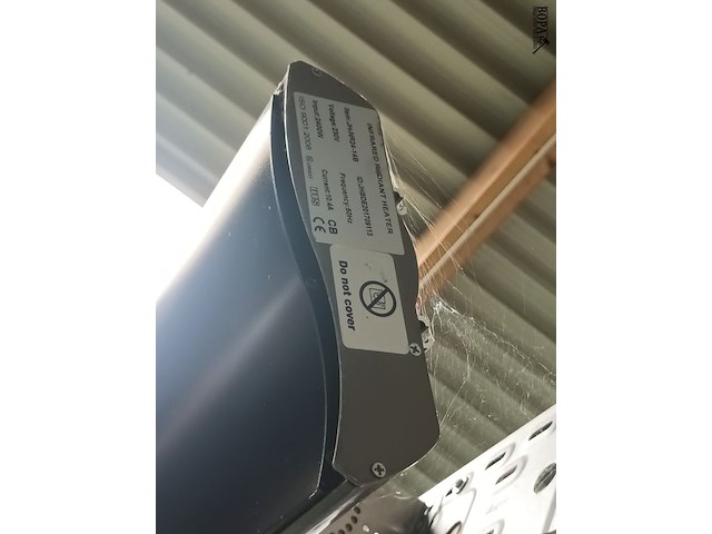 Lot 538 - infrarood verwarming op staander - afbeelding 4 van  4