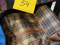 Lot 54 - bak met tassen. 6 stuks - afbeelding 2 van  3