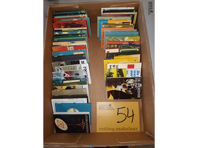 Lot 54 - franco-suisse verzamelboekjes. 54 stuks. - afbeelding 1 van  6