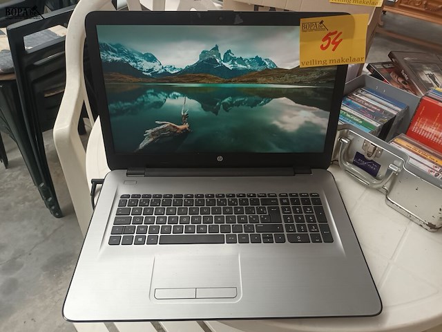 Lot 54 - hp laptop - afbeelding 1 van  5
