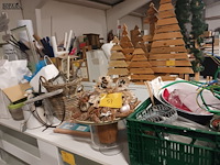 Lot 54 - lot decoratie - afbeelding 1 van  7
