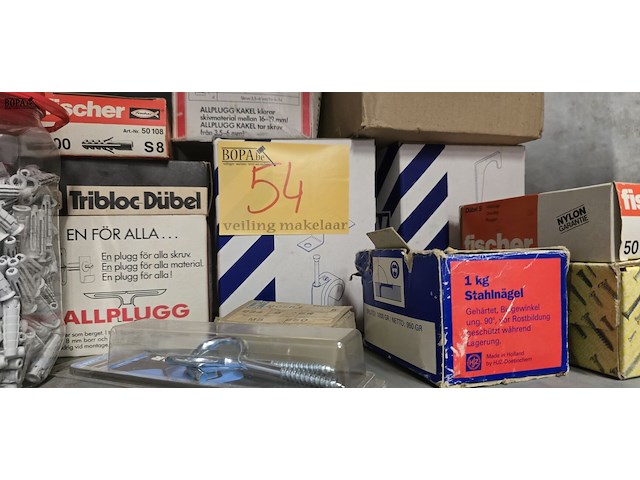Lot 54 - lot diverse pluggen en bevestigingen - afbeelding 3 van  4