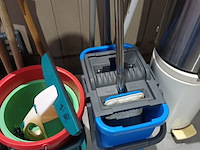 Lot 54 - lot poetsmateriaal - afbeelding 4 van  6