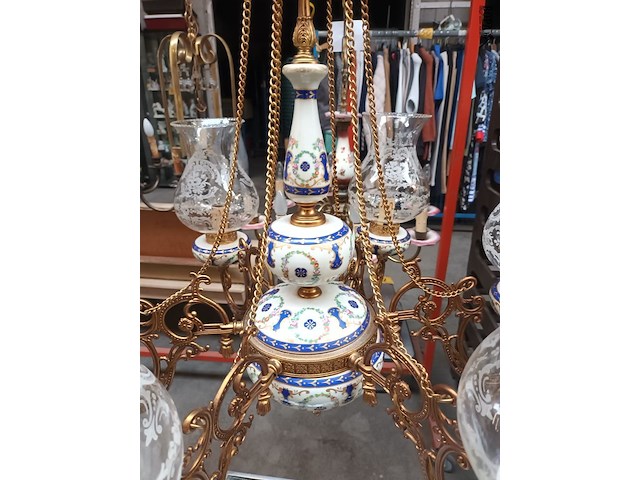 Lot 54 - luster in koper en porselein - afbeelding 2 van  6