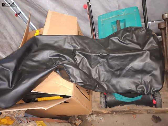 Lot 54 - materiaal voor garage. 4 stuks - afbeelding 1 van  4