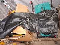 Lot 54 - materiaal voor garage. 4 stuks - afbeelding 1 van  4