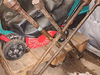 Lot 54 - materiaal voor garage. 4 stuks - afbeelding 2 van  4