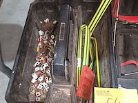 Lot 54 - materiaalkoffer en materiaalbak - afbeelding 2 van  3