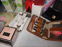 Lot 54 - persoonlijke verzorging - afbeelding 4 van  8