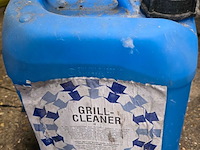 Lot 54 - professionele grill reiniger 2 x 12 kg - afbeelding 2 van  3