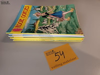 Lot 54 - rooie oortjes cartoonalbum. 10 stuks - afbeelding 1 van  5