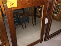 Lot 54 - spiegel in houten lijst - afbeelding 1 van  1