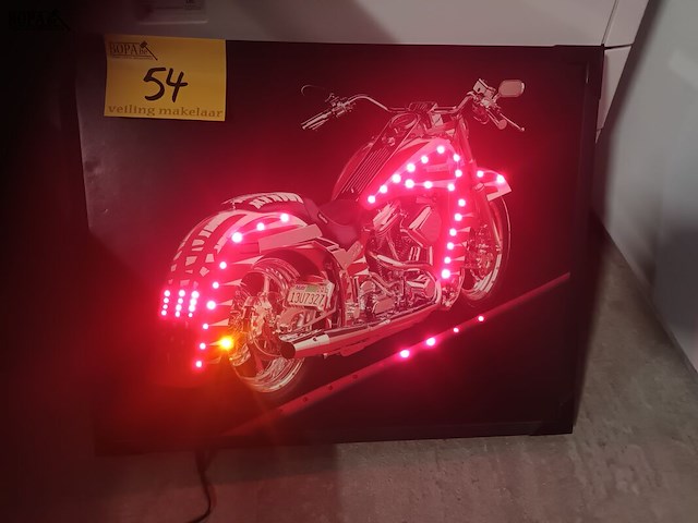 Lot 54 - verlichte wandkader motor - afbeelding 2 van  3