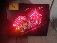 Lot 54 - verlichte wandkader motor - afbeelding 2 van  3