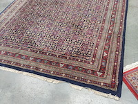 Lot 54 - vloertapijt - afbeelding 1 van  3