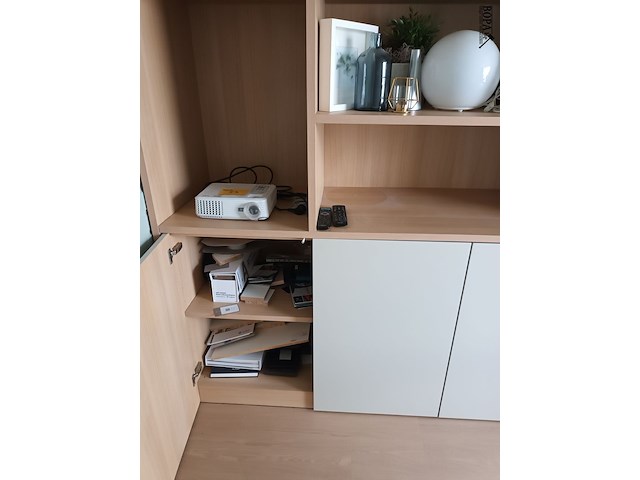Lot 54 - wandkast - afbeelding 3 van  3