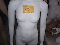Lot 54 - witte paspop vrouw op voet - afbeelding 1 van  3