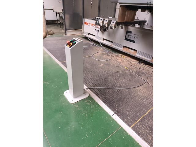 Lot 543 - cnc houtbewerkingsmachine holz-her - afbeelding 2 van  7