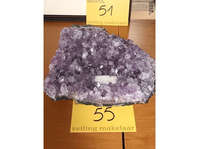 Lot 55 - amethist cluster - afbeelding 1 van  4