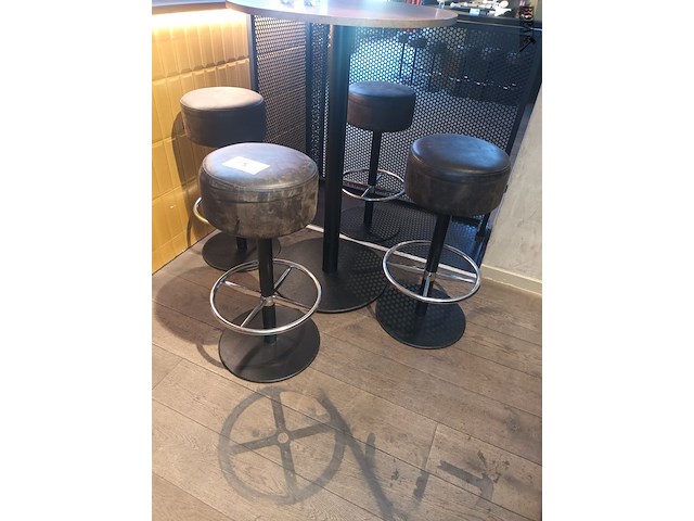 Lot 55 - barkruk pedrali. 10 stuks - afbeelding 2 van  5