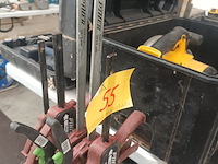 Lot 55 - lijmklem piher. 5 stuks - afbeelding 1 van  4