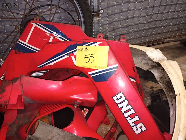 Lot 55 - onderdelen voor yamaha sting brommer - afbeelding 5 van  5