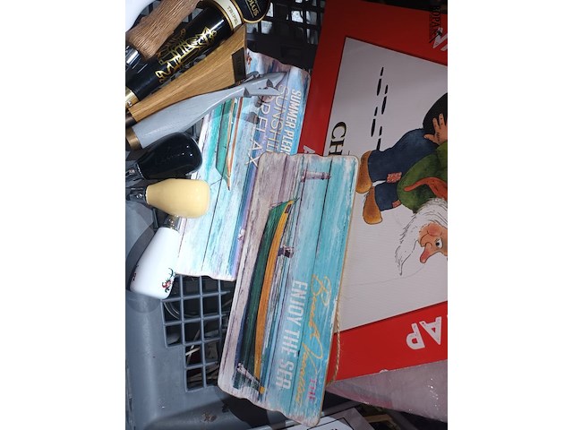 Lot 55 - reclameborden en tapgrepen. 19 stuks - afbeelding 3 van  5