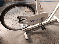 Lot 55 - retro hometrainer - afbeelding 2 van  5