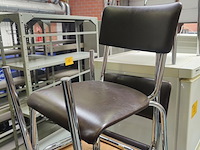 Lot 55 - stoelen - 4 stuks - afbeelding 2 van  2