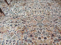 Lot 55 - tabriz perzisch tapijt - afbeelding 3 van  5