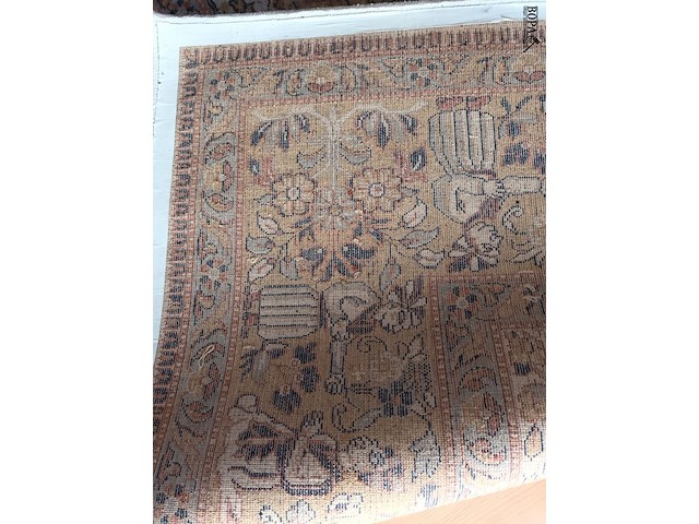 Lot 55 - tabriz perzisch tapijt - afbeelding 5 van  5