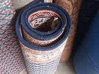 Lot 55 - tapijten. 4 stuks - afbeelding 2 van  5