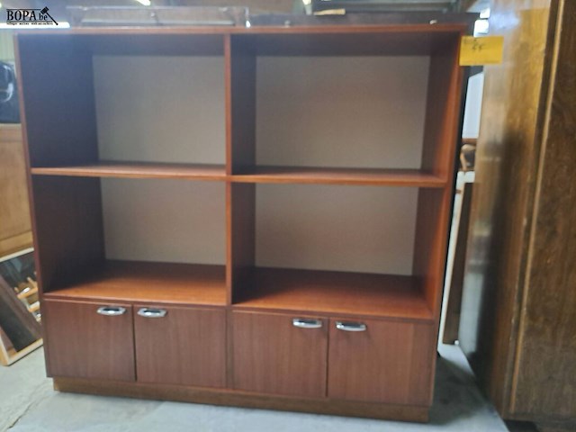 Lot 55 - vintage deense wandkast '60 - afbeelding 2 van  3