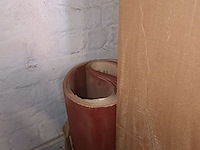 Lot 55 - waskar met schuurbanden - afbeelding 2 van  3